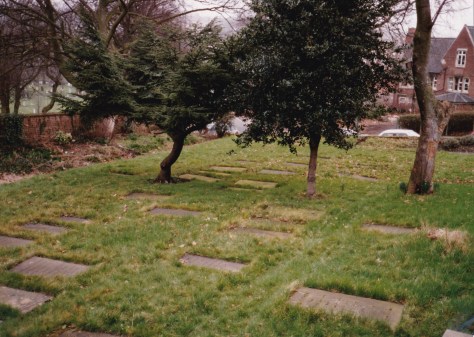 1961 Clarendon Street meeting house 3 Grounds before